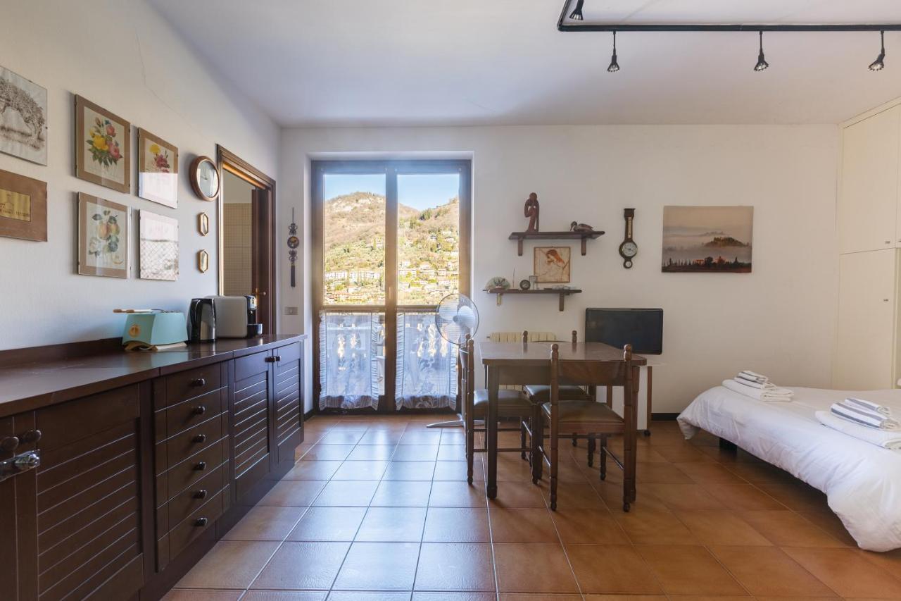 Mysa Properties - Lovely Studio Between Lake And Castle Perledo Eksteriør billede